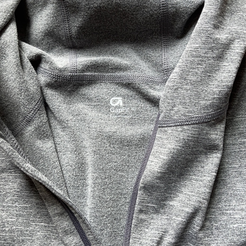 Gap Fit Women’s Hoodie - Picture 5 of 6